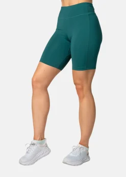 AVA 8 INCH SHORTS