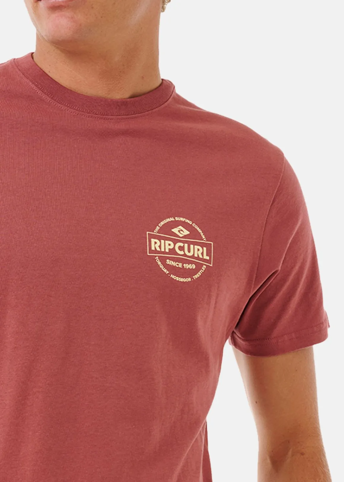 STAPLE TEE