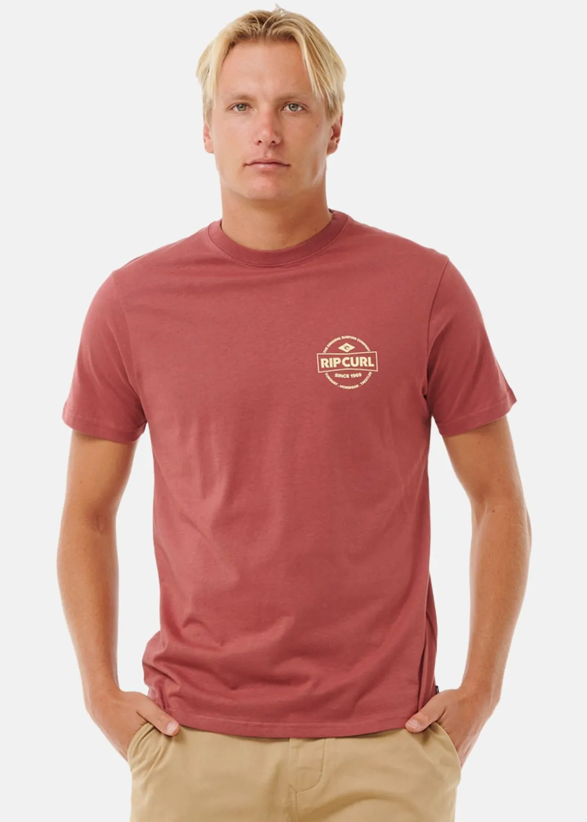 STAPLE TEE