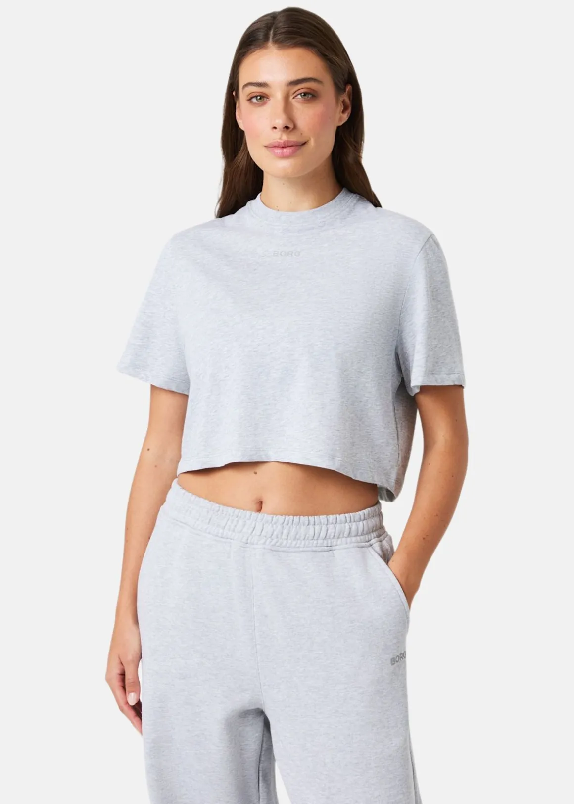 STUDIO OVERSIZED CROPPED T-SHI