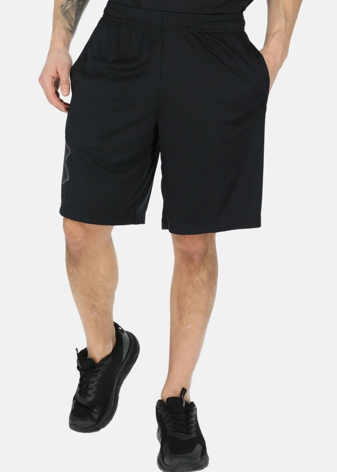 UA TECH GRAPHIC SHORT