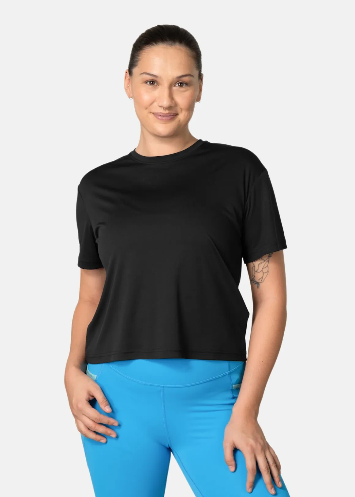 UNA TEE